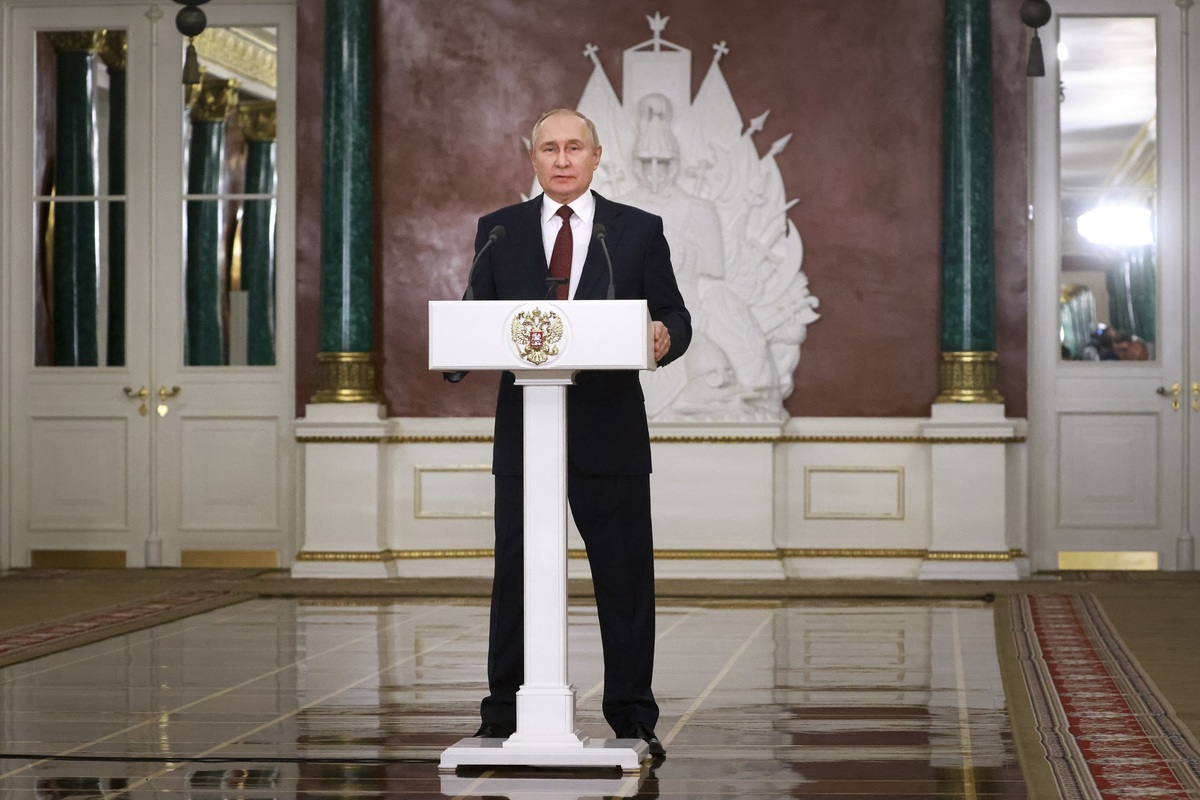 Μήνυμα Πούτιν: Θέλουμε να τελειώσει ο πόλεμος, όλες οι συγκρούσεις λήγουν με διπλωματία