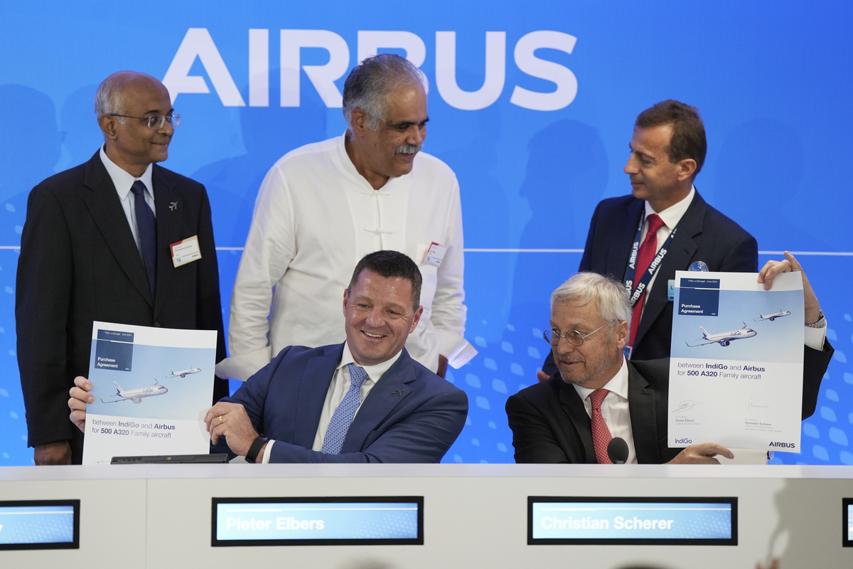 Airbus: Οι Ινδοί παρήγγειλαν 500 αεροσκάφη - Το μεγαλύτερο deal στην ιστορία