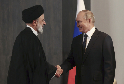 Ο Πούτιν συζήτησε για τη Συρία με τον Ιρανό πρόεδρο Ραΐσι