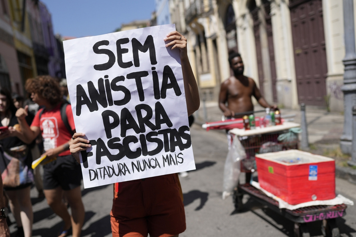 Πορτογαλία: Χιλιάδες άνθρωποι διαδήλωσαν κατά του αυξανόμενου κόστους στέγασης εν μέσω υψηλού πληθωρισμού
