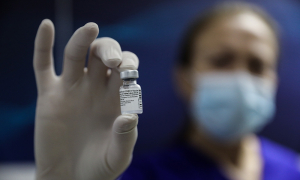 Βασιλακόπουλος: Να πείσουμε τους γονείς να εμβολιάσουν τα παιδιά τους