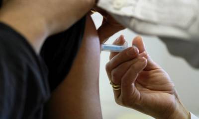 Αντιγριπικό εμβόλιο: Ξεκινά σήμερα η συνταγογράφηση - Ποιοι πρέπει να εμβολιαστούν