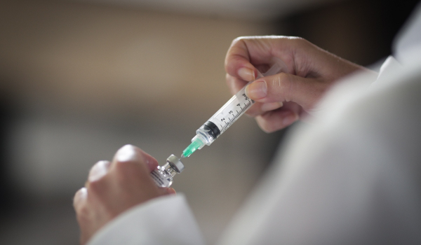 ΗΠΑ: Υποχρεωτικός εμβολιασμός σε στρατό και εκπαίδευση μετά την έγκριση του ενέσιμου της Pfizer