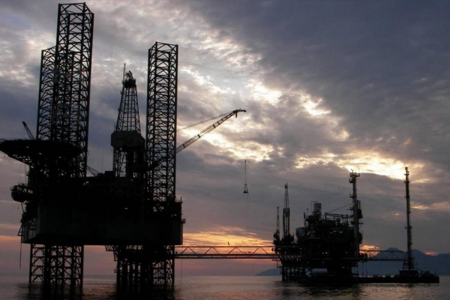 Μεγάλες εμπορικές εταιρείες γυρίζουν την πλάτη στο ρωσικό πετρέλαιο