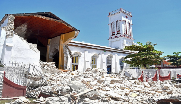 Αϊτή: 724 οι νεκροί - 2.800 οι τραυματίες από τον σεισμό των 7,2 Ρίχτερ