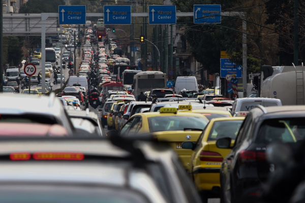 Τέλος στα σενάρια: Τι ισχύει για υποχρεωτική απόσυρση αυτοκινήτων μέσα στο 2024