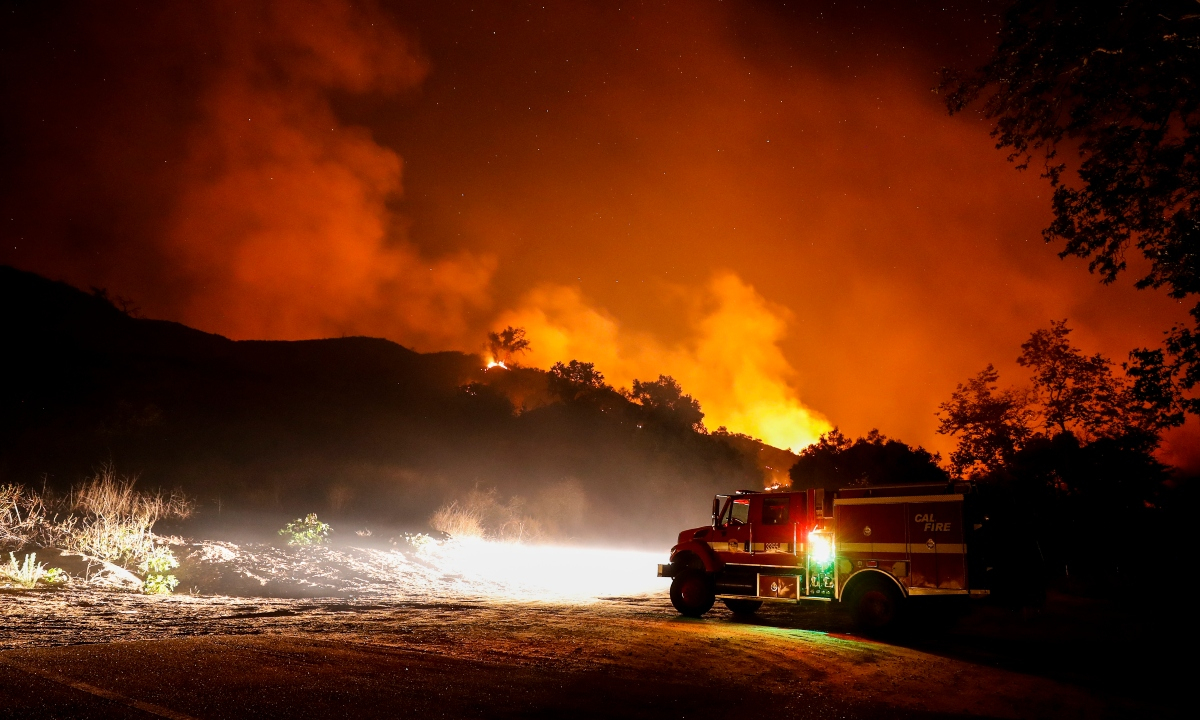 Φωτογραφία από τις φωτιές στην Καλιφόρνια