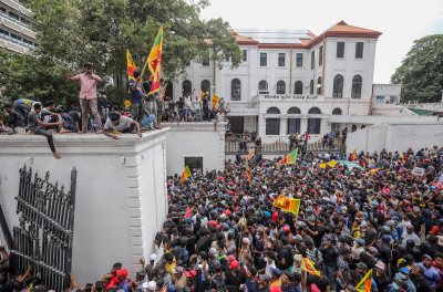 Σρι Λάνκα: Παραιτείται ο Πρόεδρος μετά τις ταραχές που ξέσπασαν στη χώρα