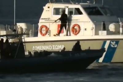 Ο Ερντογάν διακινεί βίντεο με το λιμενικό να πυροβολεί προς βάρκα μεταναστών