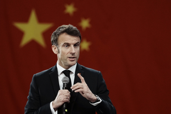 Στροφή Μακρόν μετά το ταξίδι στην Κίνα: «Η Ευρώπη δεν είναι follower των ΗΠΑ»