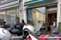 Ληστεία στη Rolex στο κέντρο της Αθήνας - Έκλεψαν πανάκριβα ρολόγια