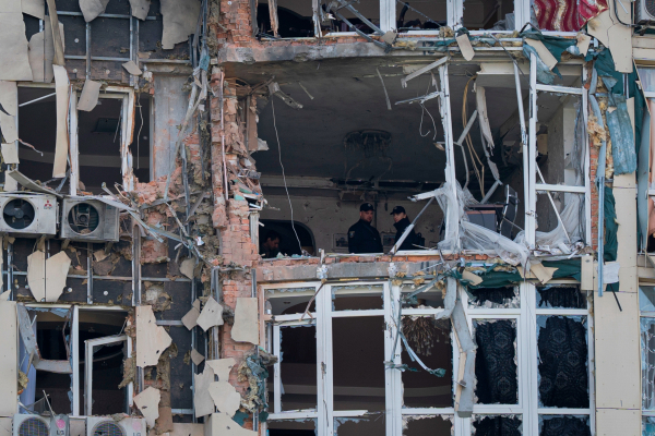 Επίθεση με σμήνος drone εξαπέλυσε η Ρωσία - 5 τραυματίες στο Κίεβο, καταστράφηκε αποθήκη στην Οδησσό