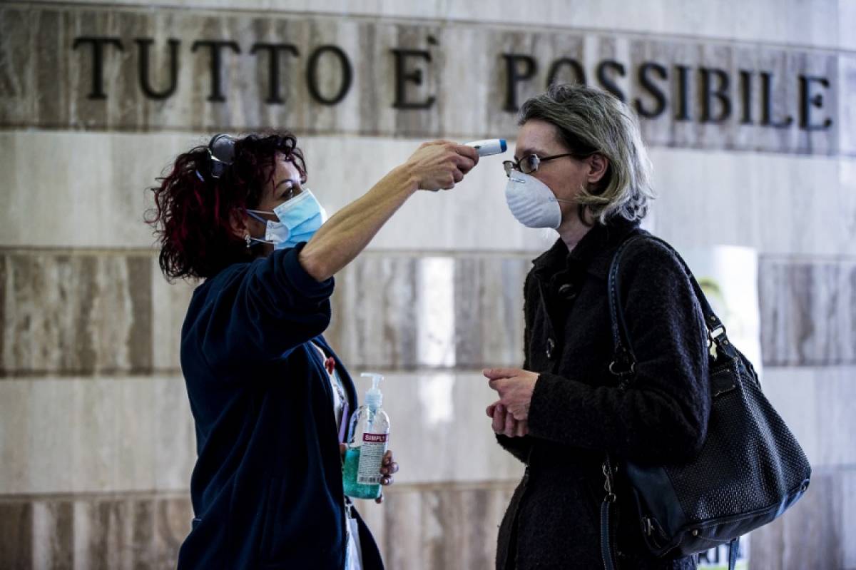 Ιταλία: Νέο αρνητικό ρεκόρ με 16.079 κρούσματα κορονοϊού