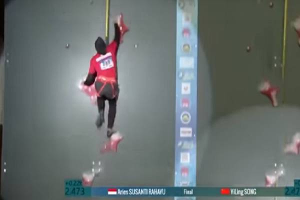 Spiderwoman σπάει ρεκόρ στην αναρρίχηση: 15 μέτρα 6,955 δευτερόλεπτα