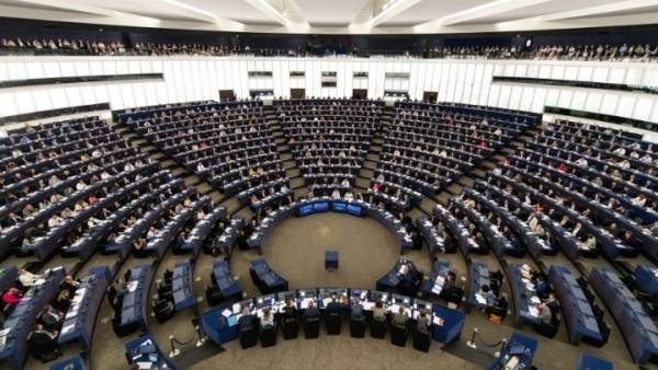 Ευρωκοινοβούλιο: «Όχι» στο σχέδιο Τζόνσον για το Brexit - Τι προβλέπει