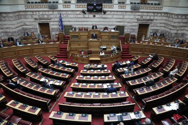 Βουλή: Συμφωνία αρχηγών για κοινό μέτωπο κατά του κορονοϊού, διαφωνία για την επάρκεια των μέτρων