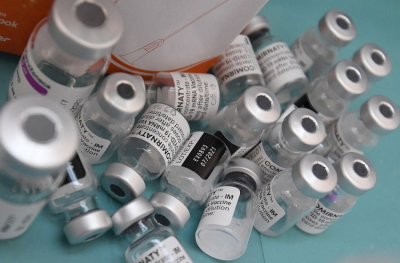 Κορονοϊός: Πάνω από 5 εκατ εμβολιασμοί στην Ελλάδα - Τα ποσοστά ανά ηλικία