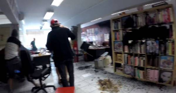 Το βίντεο του Ρουβίκωνα με την επίθεση στην Athens Voice