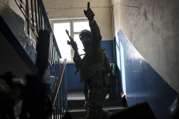 Παιχνίδια κατασκόπων εντός της Ουκρανίας: FSB και διπλοί πράκτορες «πρόσφεραν» τη Χερσώνα στον Πούτιν