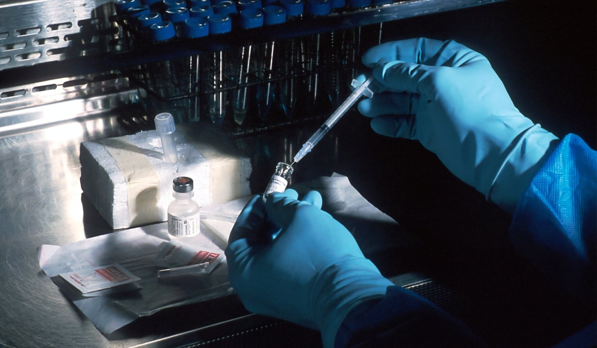 Kosta-2: Συναγερμός για κορονοϊό ανθεκτικό στα εμβόλια