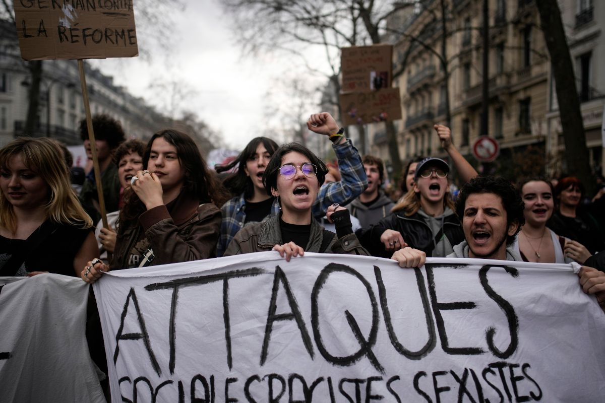 Ραντεβού στους δρόμους: «Νεκρώνει» σήμερα η Γαλλία - Στέλνουν 13.000 αστυνομικούς στις νέες, μεγάλες διαδηλώσεις