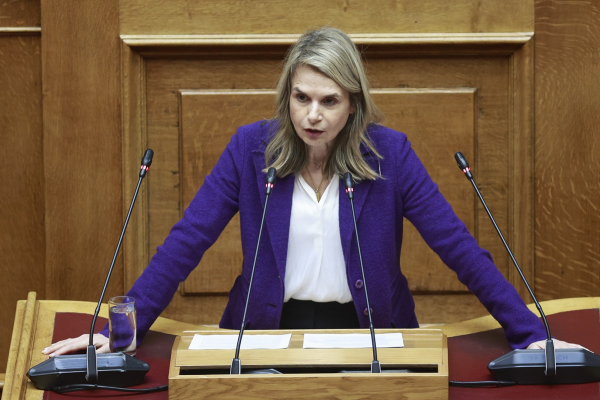 Μιλένα Αποστολάκη: Η Εξεταστική Επιτροπή θα καταγραφεί ως οργανωμένη συγκάλυψη του εγκλήματος των Τεμπών