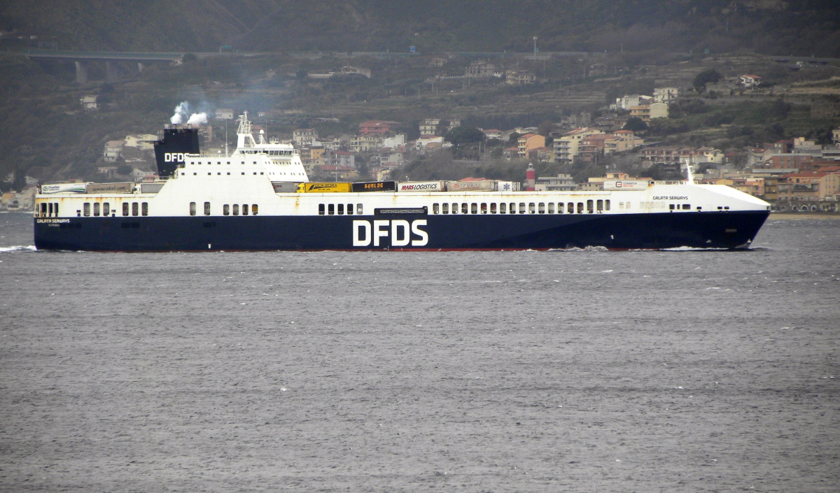 Υπό κατάληψη μεταναστών τουρκικό εμπορικό πλοίο στην Ιταλία - Επιχείρηση ειδικών δυνάμεων