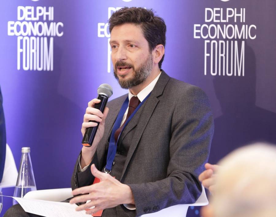 Τάκης Κορκολής: Ο σύμβουλος του Αλέξη Τσίπρα για την οικονομία και την ανάπτυξη μιλάει στο iEidiseis