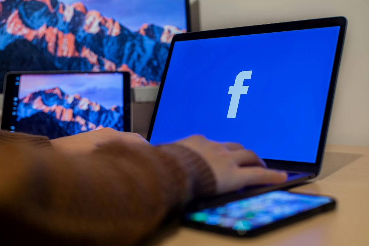 Μεγάλη διαρροή προσωπικών δεδομένων από το Facebook – «Αλλάξτε τους κωδικούς σας»