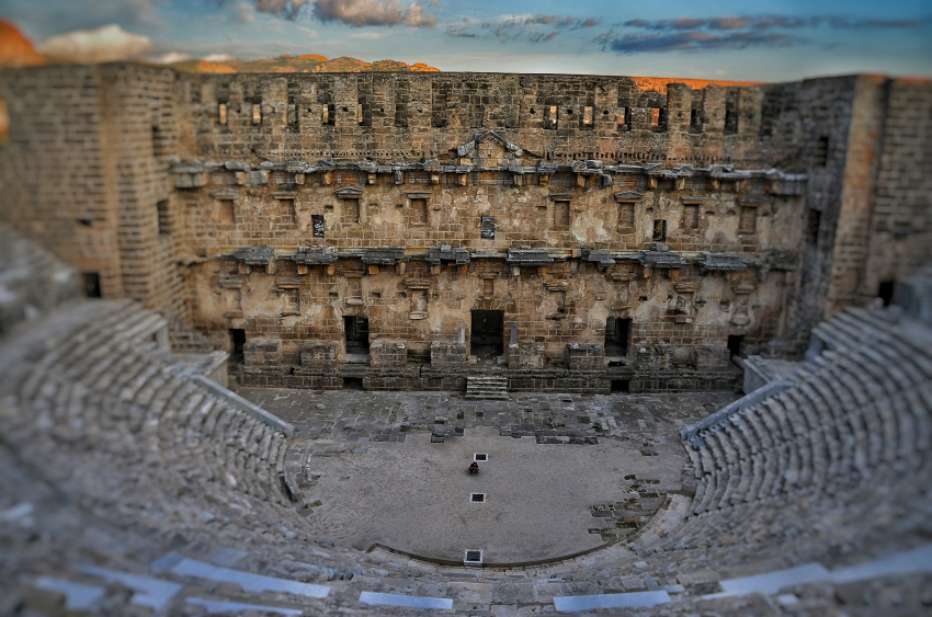 Το Θέατρο του Ήλιου τον Ιούλιο στο Φεστιβάλ Αθηνών