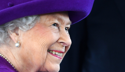 Βασίλισσα Ελισάβετ: «Οι καρδιές μας είναι ραγισμένες» - Το «αντίο» του βρετανικού Τύπου