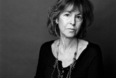 Louise Glück: Ποια είναι η ποιήτρια που έλαβε το Νόμπελ Λογοτεχνίας
