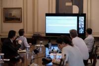 Politico: Ευκαιρία για ψηφιακή αναβάθμιση στην Ελλάδα ο κορονοϊός