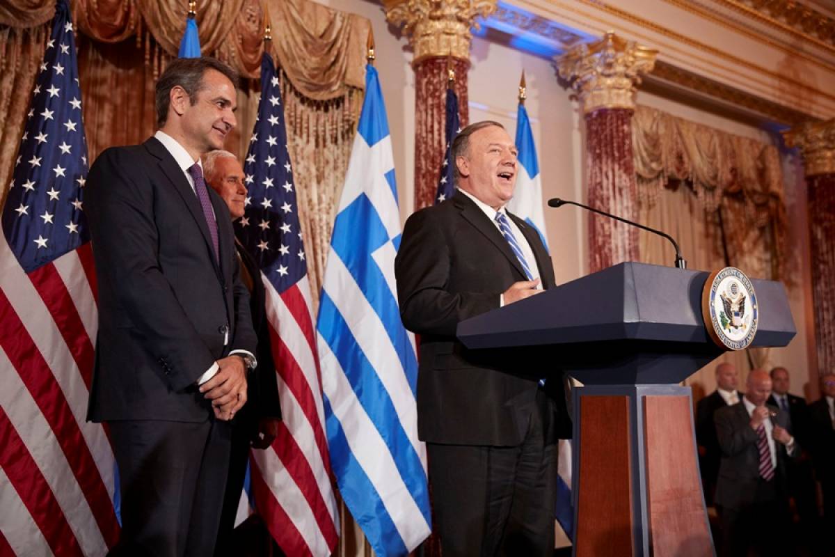 ΗΠΑ: Θετικά μηνύματα Πενς και Πομπέο για ελληνοαμερικανικές σχέσεις και οικονομία