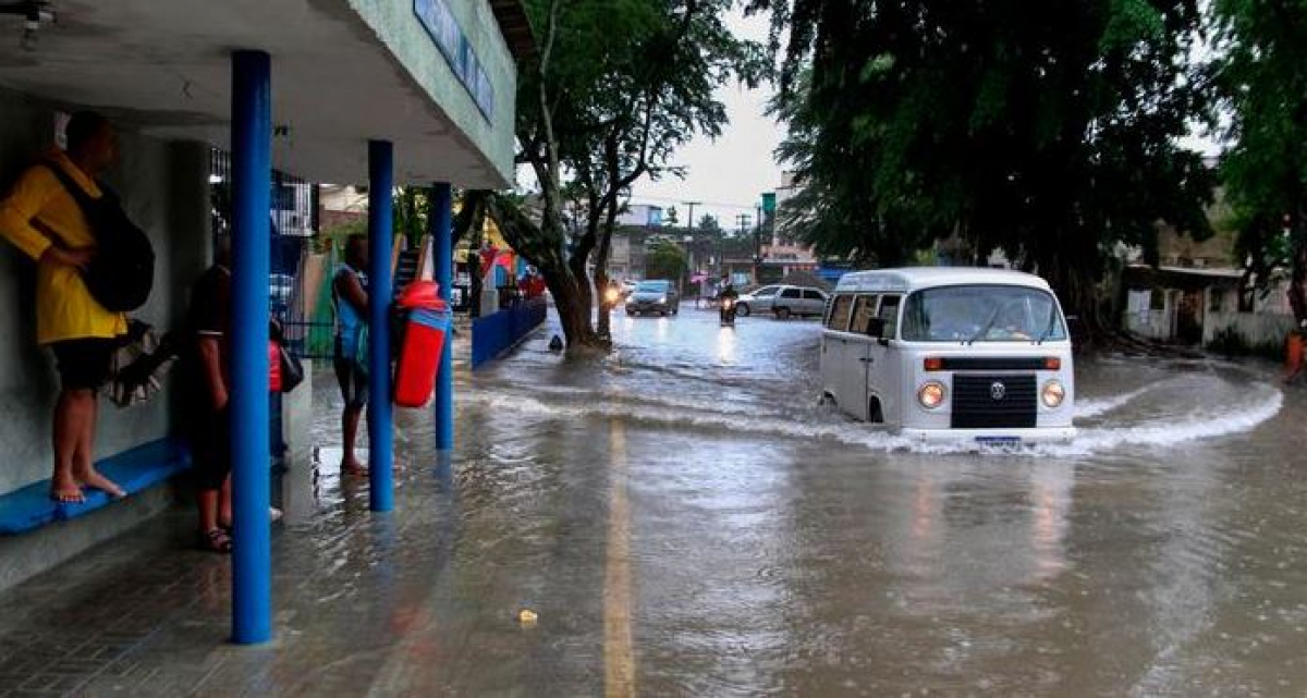 Βραζιλία: Τουλάχιστον 37 νεκροί από σφοδρές βροχοπτώσεις