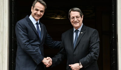 Στην Κύπρο σήμερα ο Μητσοτάκης – Συναντήσεις με Αναστασιάδη και πρόεδρο του ΔΗΣΥ