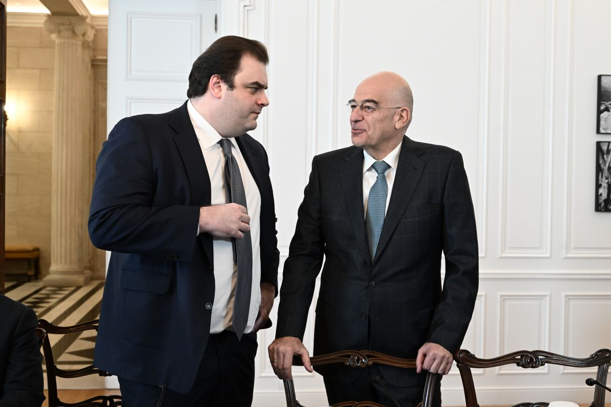 Δημοσκόπηση Alco: Δένδιας, Πιερρακάκης, Χρυσοχοΐδης οι πιο επιτυχημένοι υπουργοί της κυβέρνησης