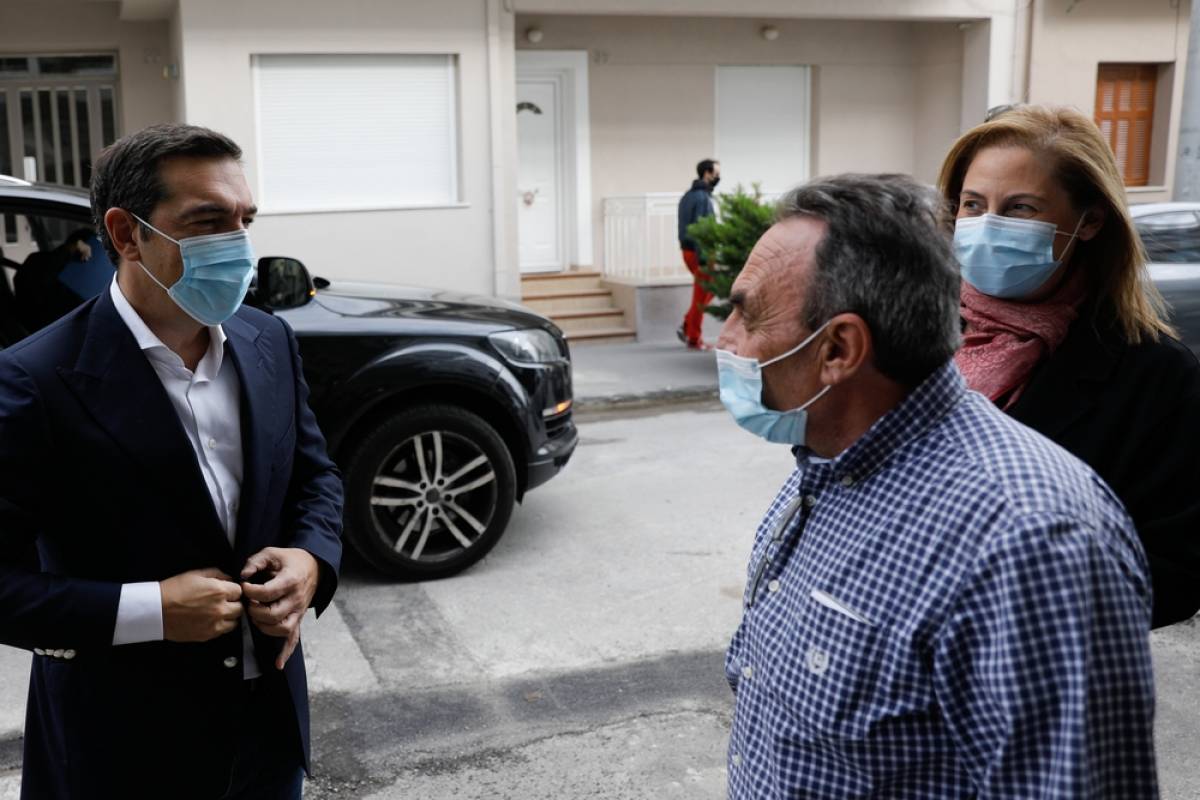 Επίσκεψη Τσίπρα στην Ελευσίνα: «Εγκληματική ανικανότητα της κυβέρνησης, συγκλονιστικές καταγγελίες»