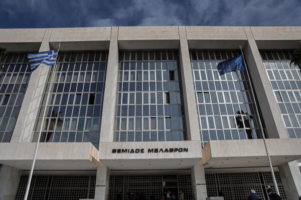 Τα απίστευτα που συμβαίνουν στην ελληνική δημοσιογραφία και οι «μικρονταβατζήδες» της ενημέρωσης