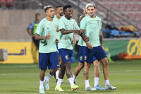Μουντιάλ 2022: Οι Βραζιλιάνοι παίκτες ξεκίνησαν την… σάμπα πριν τον αγώνα