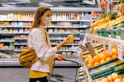 Σούπερ μάρκετ: Κολλάμε πιο εύκολα κορονοϊό στα ψώνια μας; Η απάντηση Μαγιορκίνη - Χαρδαλιά