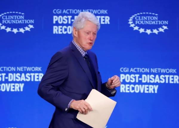 Τον Ιούνιο του 2021 θα κυκλοφορήσει το νέο θρίλερ του Bill Clinton