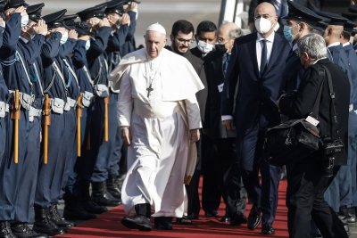 Έφθασε ο Πάπας Φραγκίσκος - Συνάντηση με Σακελλαροπούλου και Μητσοτάκη - Κυκλοφοριακές ρυθμίσεις