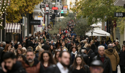 Εορταστικό ωράριο: Πότε θα είναι ανοιχτά τα καταστήματα στην Αθήνα