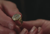 Η Γη της Ελιάς spoiler: Το δαχτυλίδι με το οικόσημο των Βρεττάκων αλλάζει χέρια