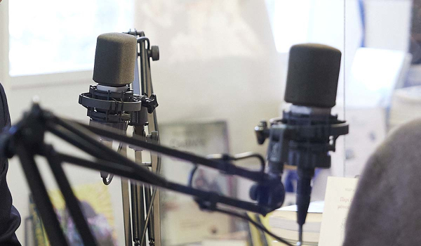 «Ραδιοφωνική πλατφόρμα ΑΕ» στα βήματα της Digea – Σύμπραξη 22 ραδιοφωνικών σταθμών
