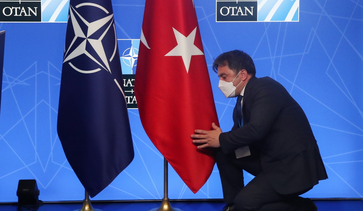 Τσελίκ: Η Τουρκία δεν σκέφτεται να αποχωρήσει από το ΝΑΤΟ