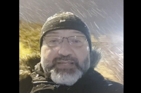 Σάκης Αρναούτογλου: Live μετάδοση από τα χιόνια της Θεσσαλονίκης