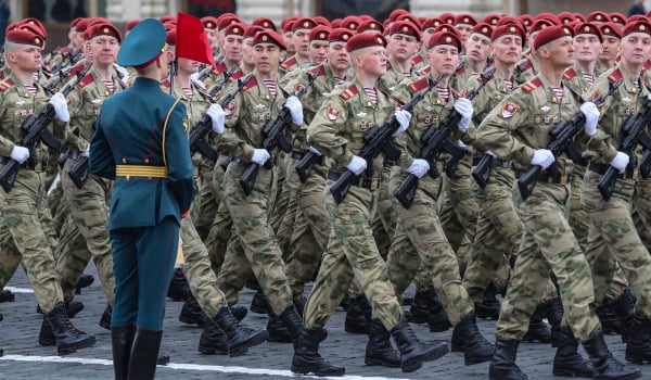 Ο Πούτιν στρατολογεί και τους άνω των 40 ετών
