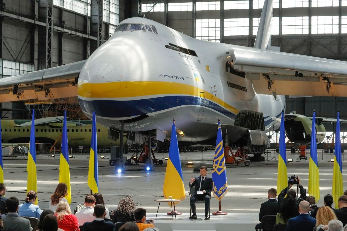 Πόλεμος στην Ουκρανία: Καταστράφηκε το μεγαλύτερο αεροπλάνο του κόσμου